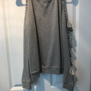 Cutout sweatshirt